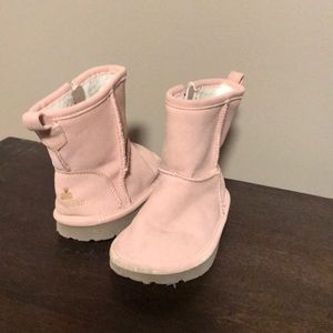 Pink Sherpa lined suede boots toddler girls
